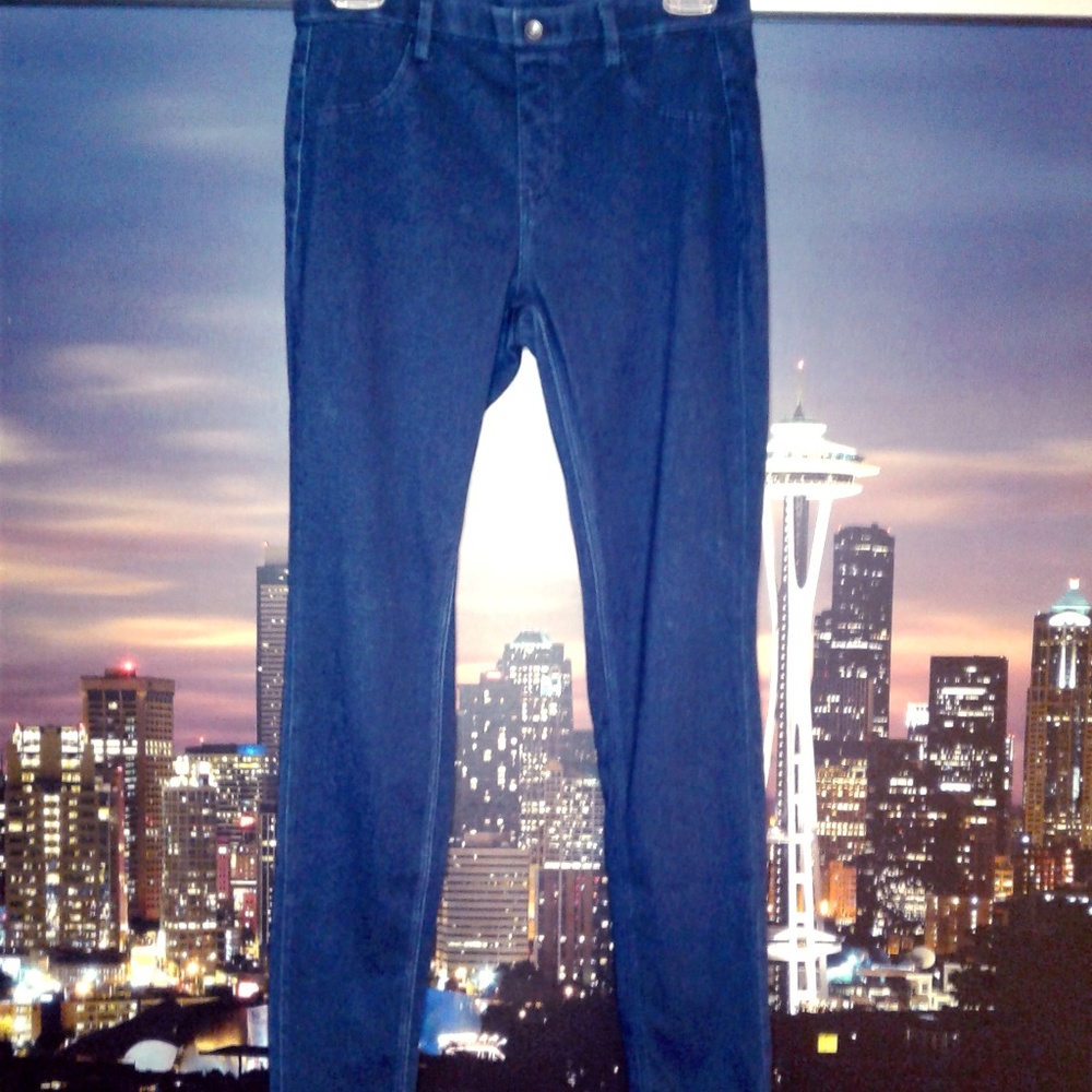 Uniqlo Mid Rise Indigo Denim Leggings